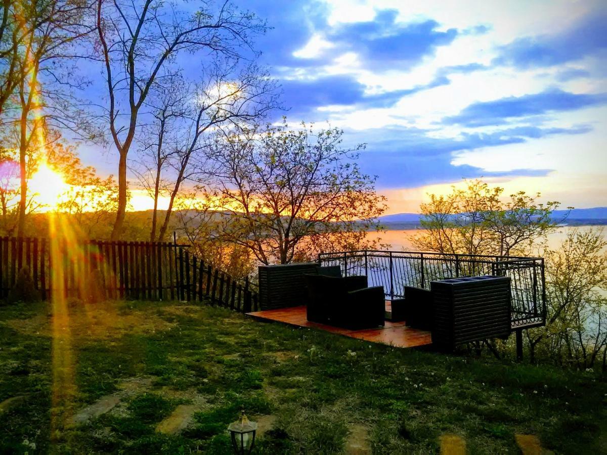 Carobni Breg Villa Голубац Екстериор снимка