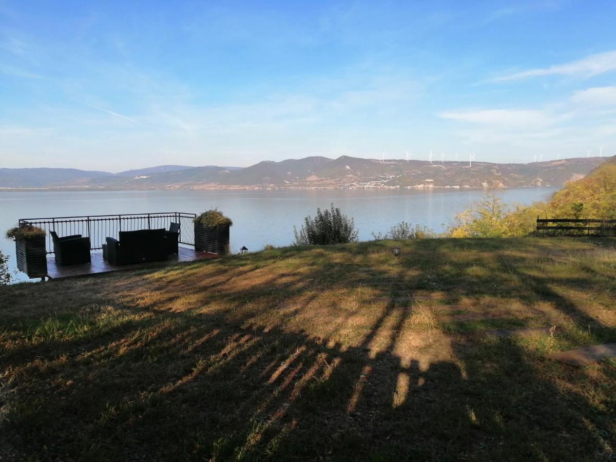Carobni Breg Villa Голубац Екстериор снимка